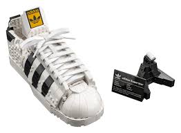 , or third parties on our behalf, may contact you with messages about adidas products, events and promotions or to ask your opinions when we conduct research. Adidas Originals Superstar 10282 Sonstiges Offiziellen Lego Shop De