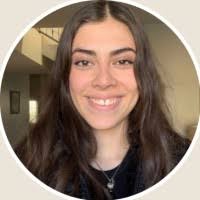 80+ perfiles de «Dania Flores»