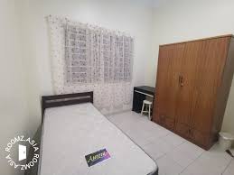 Partially furnished room for rent for rm 500 per month at kelana jaya, selangor. Middle Room For Rent At Kelana Mahkota Condominium Prefer Female Roomz Asia