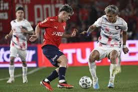 Dos grandes en horas bajas: Independiente y San Lorenzo exihibieron todas  sus carencias