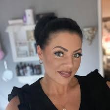 Jennifer Fabre's Instagram, Twitter & Facebook