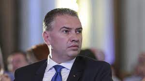 Călătorii geopolitice, cu ben oni ardelean подробнее. Deputatul Ben Oni Ardelean A Fost Prins BÄƒut La Volan Voi Face ContestaÈ›ie Alcoolemia A Fost DatÄƒ De Tratamentul Pentru InimÄƒ
