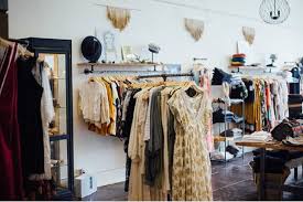 Check spelling or type a new query. 13 Inspirasi Desain Toko Cocok Banget Buat Generasi Milenial Punya Bisnis Rumah123 Com