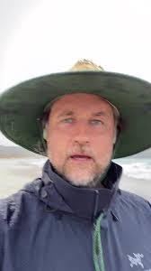 Vivian Rivers's Instagram, Twitter & Facebook