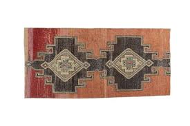 Wir stehen auf waschbare teppiche. Turkischer Vintage Teppich Fur Den Eingangsbereich Bei Pamono Kaufen