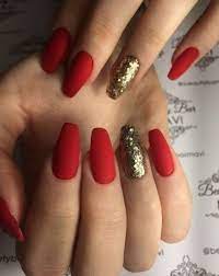 Take all of your gold and red nail designs dream into a reality by wearing this stunner. 48 Ideas For Nails Matte Red Eyebrows Red Nails Red And Gold Nails Gold Nails