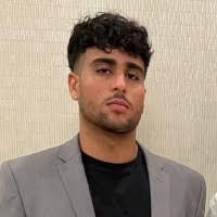 Ali Roller's Instagram, Twitter & Facebook