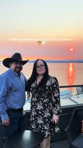 Had the best time seeing Carin León in Seattle with my parents 🤍  #seattleconcert #seattle #climatepledgearena #carinleon #carinleonmusic🎶🦁  #concerts #familia