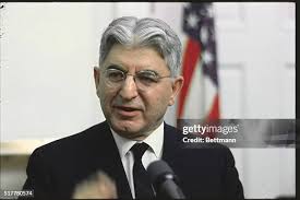 25,808 I Burns Photos & High Res Pictures