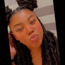 Deon Gavin's Instagram, Twitter & Facebook