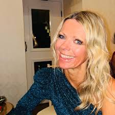 Hey im Teagan this is a long shot but im looking to make some new friends  and i thought id give my local fb page ago to try meet new people i