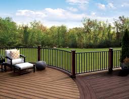 It is comfortable to walk on and is a rich color that looks like it will hold up very well on our outdoor deck. Trex Go Togethers Deck Color Schemes To Connect Your Home To Nature Trex