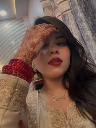 In love with gemini♥️✨ . . . #explorepage #gemini #trend #trending  #pictures #ai #gemini #geminiimage #trending #fyp #fypagee #google  #aiimages #gemini #aiartist #digital #kolkata #viral #trend #explore  #bengali #red #sareeswag