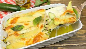 In questo caso invece, si assembla tutto a crudo in pochi minuti e si ha un risultato straordinario: Parmigiana Di Zucchine A Crudo Il Contorno Estivo Light Senza Frittura Ohga
