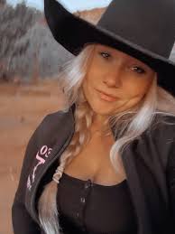 Cowgirls Don’t Cry 🫶🍁🍁