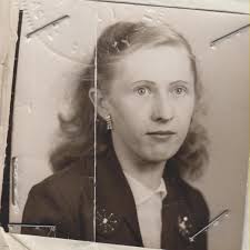 Elizabeth Barr Obituary