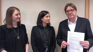 A felmérés alapján mindketten 51 pontot kaptak a lehetséges 100. Renew Europe Our 2 New Meps From Hungary Cseh Katalin Facebook