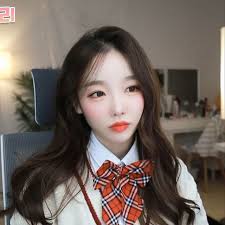 Luôn giấu kín "vòng một" mỗi khi lên sóng, những nữ streamer này vẫn siêu  nổi tiếng khiến nhiều người "khó hiểu"