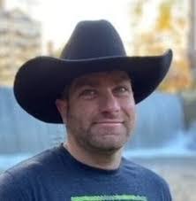 Todd Mouton's Instagram, Twitter & Facebook