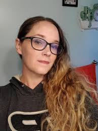 Amanda Burmeister's Instagram, Twitter & Facebook