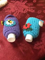 Be sure to add this sanitizer pouch hand sanitizer keychain to your hand sanitizer holder collection! Cozy Hand Sanitizer Holders Great For Christmas Stocking Stuffers You Can Contact Me At Sdm Hemstitchsuzy Com Crochet Cozy Knitting Patterns Yarn