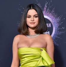 selena gomez wikipedia