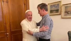 El cura chileno fernando karadima era un depredador sexual. El Papa Recibio A Victima De Pederastia De Fernando Karadima Noticias Cadena 3 Argentina