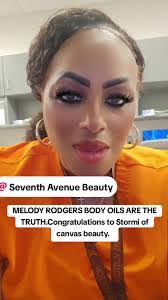 Melody Simms's Instagram, Twitter & Facebook