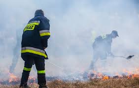We wsi nowa biała w powiecie nowotarskim płonie sześć budynków mieszkalnych oraz. Wielki Pozar We Wsi Nowa Biala W Malopolsce Www Radioem Pl