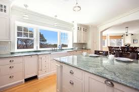 green granite countertops (colors