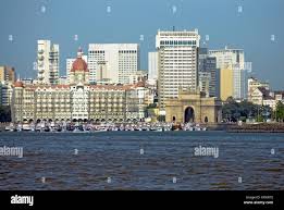 Gateway india taj hotels mumbai hi-res ...