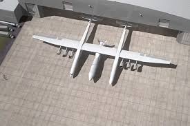 Bird Of Prey Plane The Stratolaunch Will Soon Be The Largest Plane In The World Aircraft Jet Engine Plane