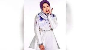 Mia sara nasuha, petaling jaya, malaysia. Ibnu Hasyim Buka Tudung No Way Mia Sara Al Hamdulillah