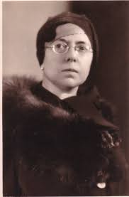 This forum was amazing! So I will try my luck again. I just started to  learn how to search people online, so I am still having some difficulties  and I kind of