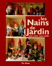Details Sur Les Nains De Jardin Nous Voici Nous Voila Frederique Crestin Billet De Boree Nain Jardins Et Collection Livre