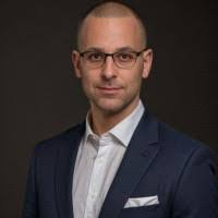 Joey Freitas's Instagram, Twitter & Facebook