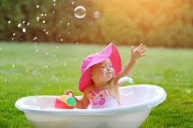 Everyone has different opinions on the best way to do everything when it comes to raising. How Often Does Your Child Actually Need To Take A Bath