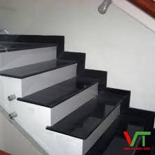 Ốp cầu thang đá đen cổ trắng | Cầu thang đá đen cổ đá trắng
