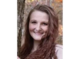 Ashlee Martin's Instagram, Twitter & Facebook