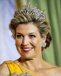 👑 TIARA TUESDAY 👑 This week's post is featuring The Stuart Tiara! The  Stuart Tiara was made in 1897 and designed by Edward Schürmann for the  investiture of Queen Wilhelmina of the