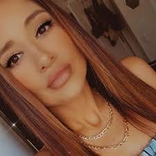 Alyssa Jade's Instagram, Twitter & Facebook