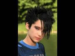 Their parents, simone kaulitz and jörg w, divorced when the boys were seven years old. Young Bill Kaulitz Youtube