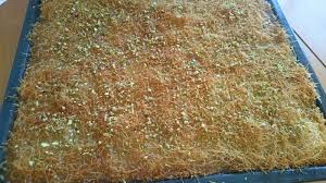 Turkisches Engelshaar Kunefe Turkische Rezepte Turkische Rezepte Leckere Nachspeisen Couscous Suss