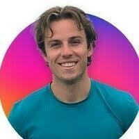 Justin Elms's Instagram, Twitter & Facebook