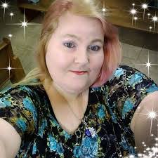 Tammy Siler's Instagram, Twitter & Facebook