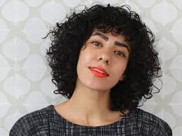 If you have an oval face shape, then you possess the most versatile shape for hairstyles. I Got A Haircut That Was Bad For My Face Shape And The World Didn T End Glamour