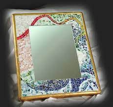 Specchio Con Cornice In Mosaico Di Tessere Di Vetro Realizzato Artigianalmente A Mano Dai Maestri Della Vero S N C Mirror Mosaic Mosaic Frame