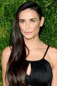 Although long hair gives her a young at heart essence, we are diggin the shorter haircut on ms. Celebrities Over 40 With Long Hair Celebrities Long Hair Photos