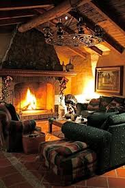 Https Www Facebook Com Emozionidistelle Photos A 410301129063125 2584253425001207 Type 3 Winter Cabin Country Cabin Rustic House