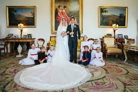 Für die meisten spekulationen sorgt ohne zweifel ihr hochzeitskleid: Herzogin Meghan Victoria Von Schweden Und Co Die Schonsten Royalen Hochzeitskleider